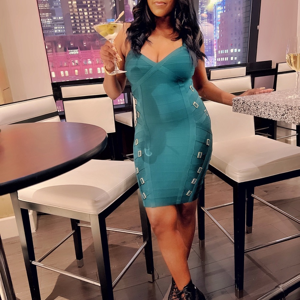 BEBE GREEN BANDAGE Bodycon Dress S